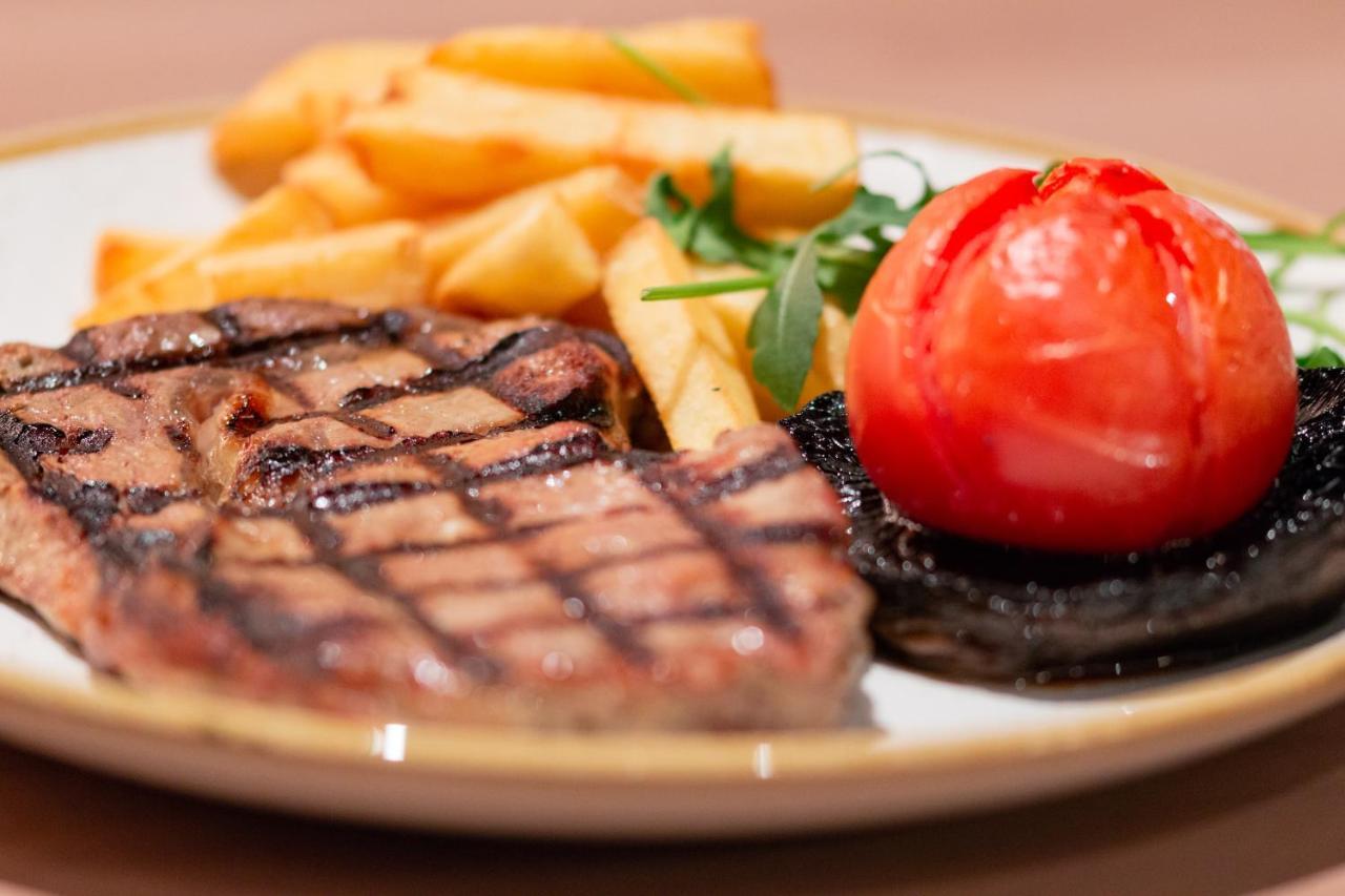 By Ihg 3* Newport (Gwent)