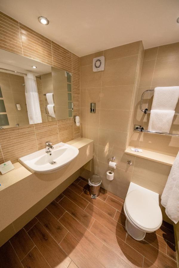 By Ihg 3* Newport (Gwent)